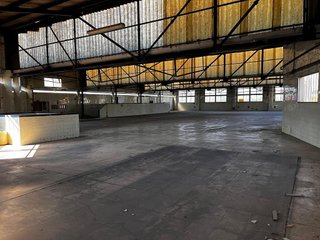 Nave industrial en alquiler en Casco Antiguo en Llíria