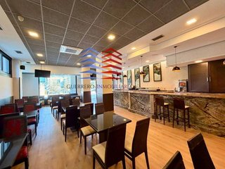 Local comercial en alquiler en As Lagoas en Ourense