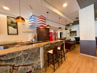 Local comercial en alquiler en As Lagoas en Ourense