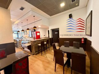 Local comercial en alquiler en As Lagoas en Ourense