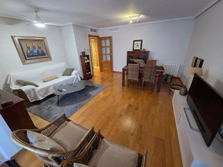Piso en alquiler en Paus - Poligono San Blas en Alicante