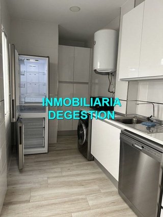 Piso en alquiler en Linares
