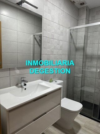 Piso en alquiler en Linares