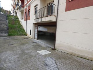 Garaje en alquiler en Medina de Pomar