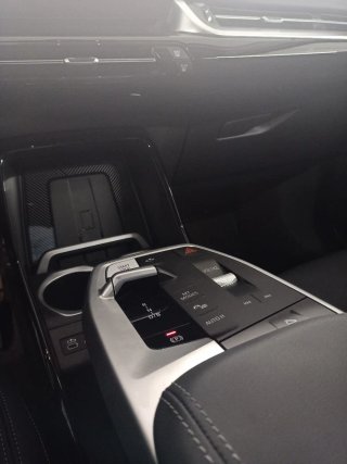 BMW iX1 xDrive xLine