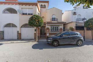 Casa adosada en venta en Santa Fe
