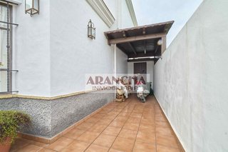 Chalet en venta en Santuario - La Laguna en Chipiona