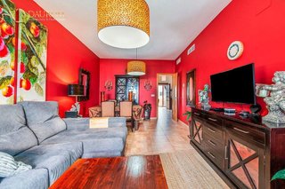 Casa adosada en venta en Alcalá del Río
