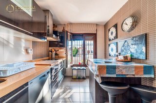 Casa adosada en venta en Alcalá del Río