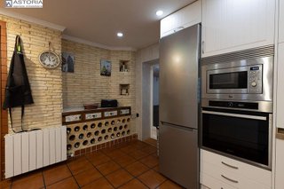 Casa adosada en venta en Ogíjares