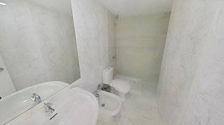 Piso en venta en Piovera - Conde Orgaz en Madrid
