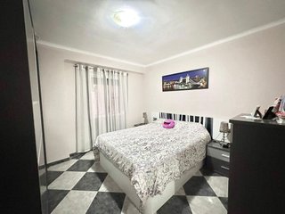 Piso en venta en Parque Victoria Eugenia en Málaga
