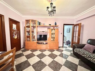 Piso en venta en Parque Victoria Eugenia en Málaga