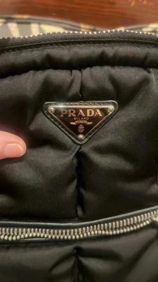 Borsa Prada Bomber Bowling Nero/Blu