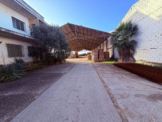 Nave industrial en venta en Salteras