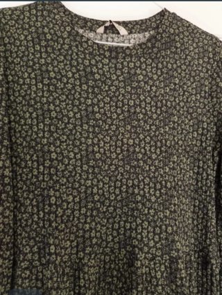 Vestido floral negro y verde
