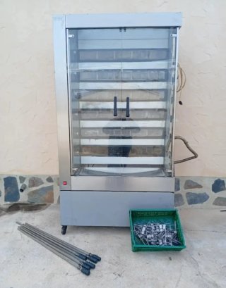 Asador de pollos profesional