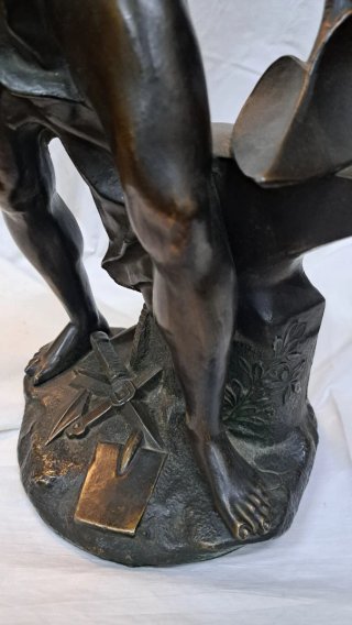 Figura antigua de calamina: Herrero