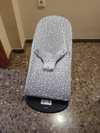 Columpio bebé BabyBjörn gris