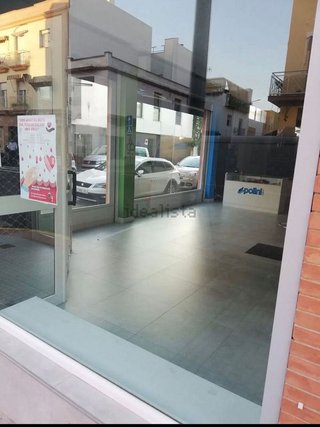 Local comercial en alquiler en Centro - Doña Mercedes en Dos Hermanas