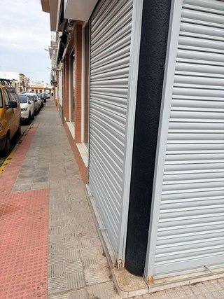 Local comercial en alquiler en Centro - Doña Mercedes en Dos Hermanas