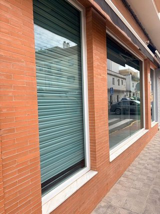 Local comercial en alquiler en Centro - Doña Mercedes en Dos Hermanas