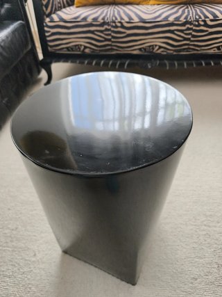 Mesa auxiliar metal Negra Zara Home