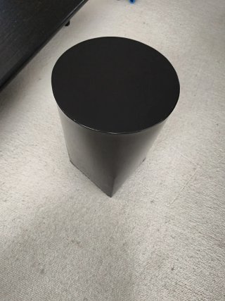 Mesa auxiliar metal Negra Zara Home