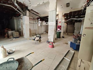 Local comercial en alquiler en Valderas - Los Castillos en Alcorcón