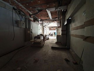 Local comercial en alquiler en Valderas - Los Castillos en Alcorcón