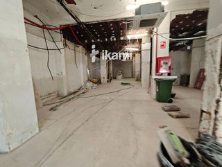 Local comercial en alquiler en Valderas - Los Castillos en Alcorcón