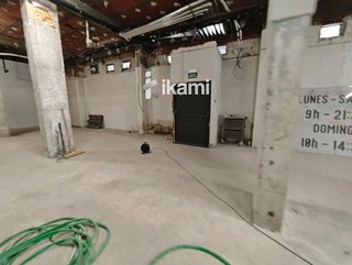 Local comercial en alquiler en Valderas - Los Castillos en Alcorcón