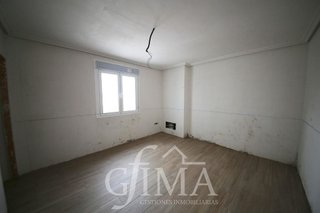 Casa adosada en venta en Tomelloso