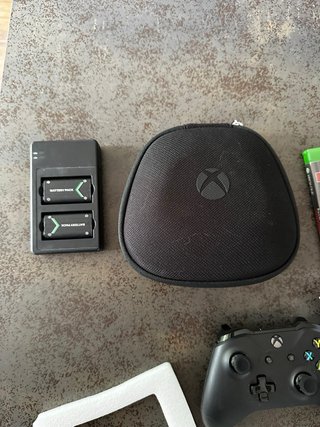 Xbox One X Microsoft Negra 1TB SSD