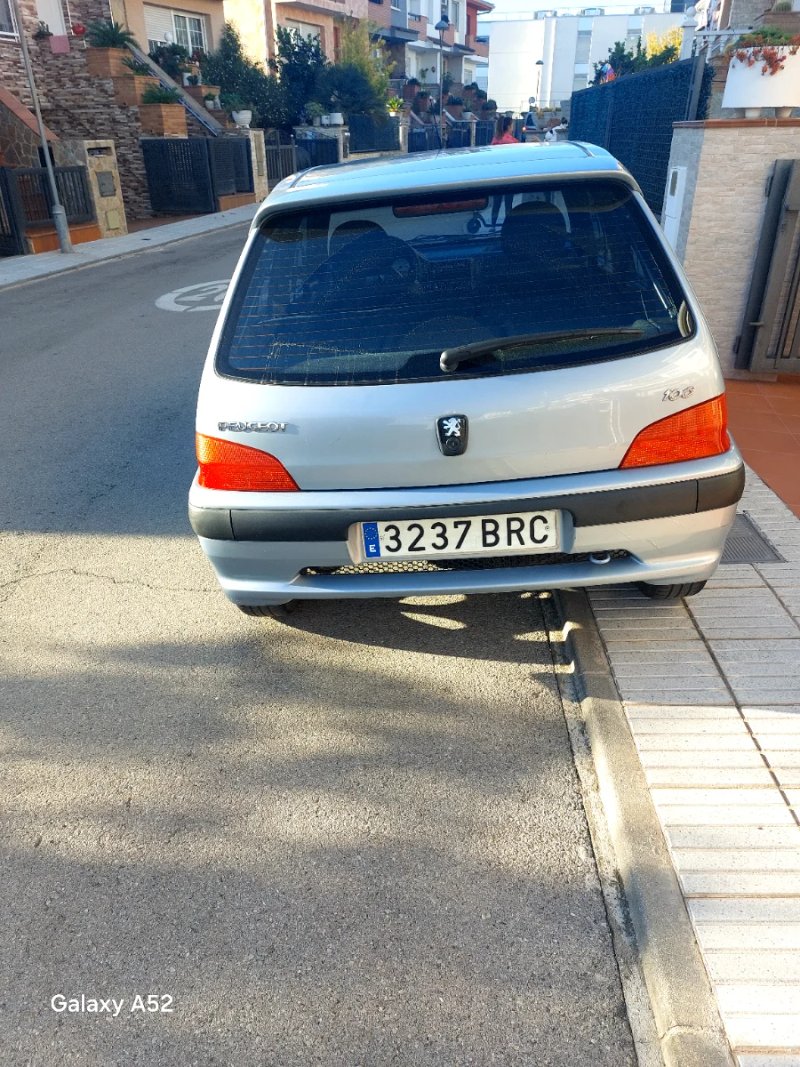 Peugeot 106 2001 - foto 1