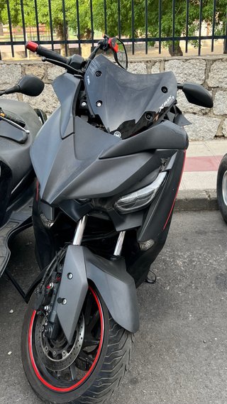 Yamaha X-MAX 400 para piezas