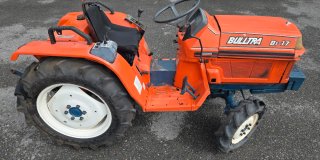 Tractor Kubota B1-17 4x4 Usado