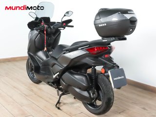 YAMAHA X-MAX 300