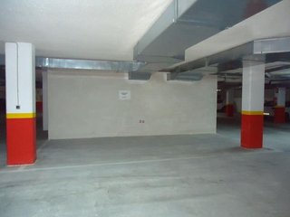 Garaje en venta en Alisal - Cazoña - San Román en Santander