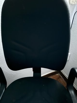Silla de oficina negra