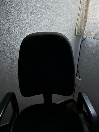 Silla de oficina negra