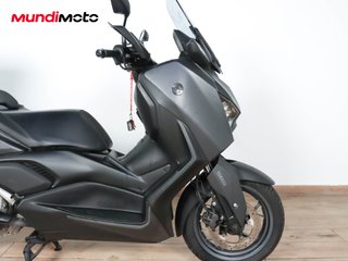 YAMAHA X-MAX 300
