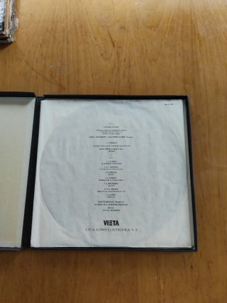Vinilo Vieta Audio Electrónica S.A. Caja 3 vinilos