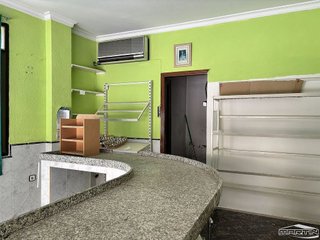 Local comercial en venta en Lucena