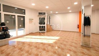 Local comercial en venta en Zona Avenida al Vedat en Torrent