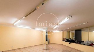 Local comercial en venta en Zona Avenida al Vedat en Torrent