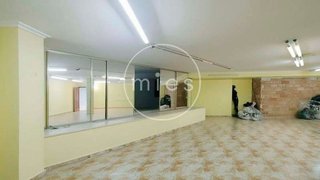 Local comercial en venta en Zona Avenida al Vedat en Torrent