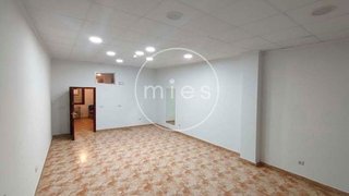 Local comercial en venta en Zona Avenida al Vedat en Torrent