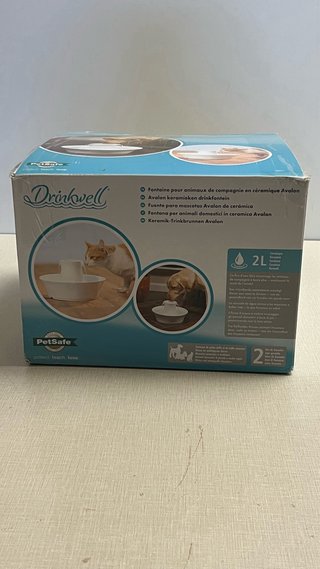 Fontana in ceramica per cani e gatti