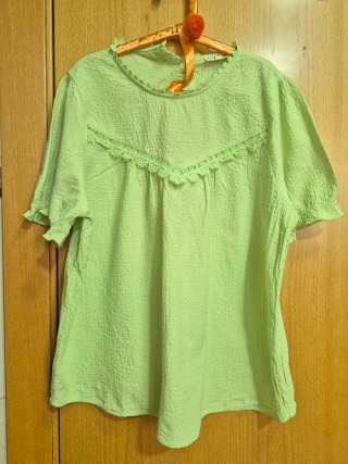 Blusa verde lima crepé